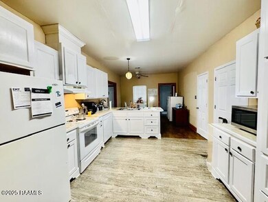 176 Bell Ln, Opelousas, LA 70570 - photo 7