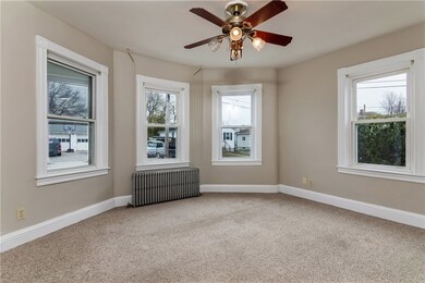 22 Queen St, Cranston, RI 02920 - photo 7