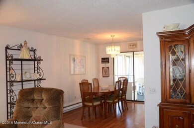 106B Hemlock Plaza, Monroe Township, NJ 08831 - photo 5