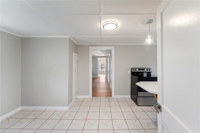 370 Old Market St unit 2, Warren, RI 02885 - photo 3