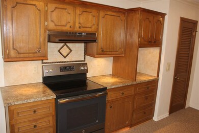 800 S James Ave, Maize, KS 67101 - photo 7