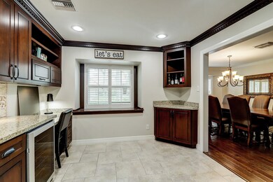 419 Wycliffe Dr, Houston, TX 77079 - photo 5