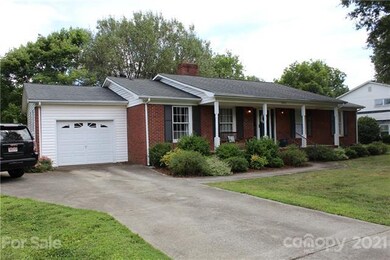 1/2 acre level lot