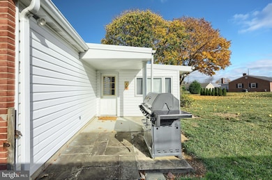 333 Clearview Rd, Hanover, PA 17331 - photo 7