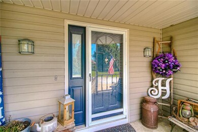 719 Lark St, Raymore, MO 64083 - photo 5