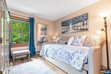 147 Papscoe Rd, Hewitt, NJ 07421 - photo 7