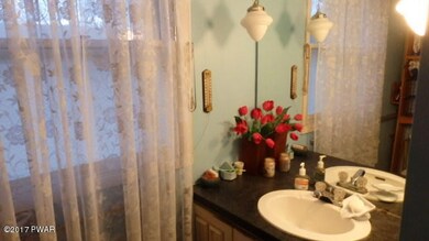 106 Cherry Ct, Matamoras, PA 18336 - photo 7