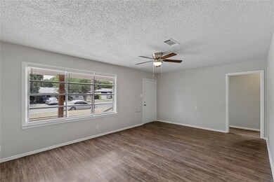 816 Sandell Dr, Fort Worth, TX 76108 - photo 5