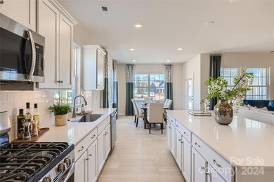 185 White Apple Way unit BF5 96, Statesville, NC 28625 - photo 5