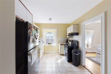 16 Catherine St unit 5, Newport, RI 02840 - photo 5