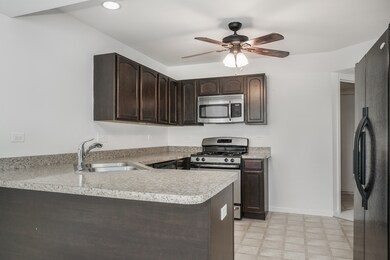 1909 Spinnaker St, Pingree Grove, IL 60140 - photo 3