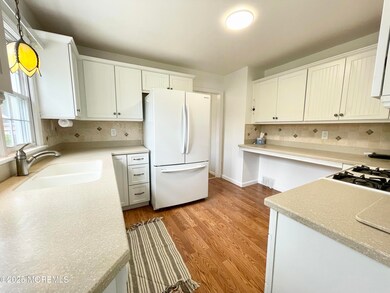 612 Myrtle Ave, Allenhurst, NJ 07711 - photo 4