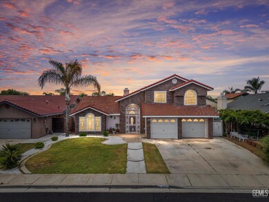 1914 Hummingbird Ave, Delano, CA 93215 - photo 3