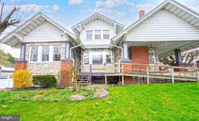 701 E Broad St, Tamaqua, PA 18252 - photo 2