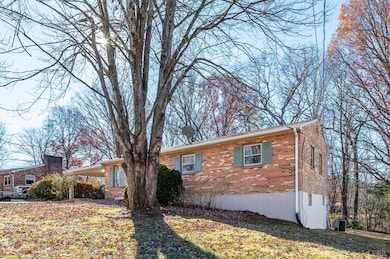 1121 Coolbrook Rd, Bedford, VA 24523 - photo 3