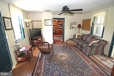 989 Swover Creek Rd, Edinburg, VA 22824 - photo 7