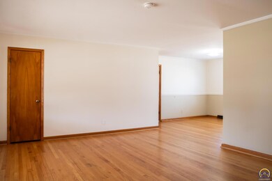 1520 Jarvis Dr, Manhattan, KS 66502 - photo 3