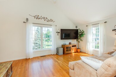 77 Rosegate Farm Dr, Manchester, NH 03109 - photo 3