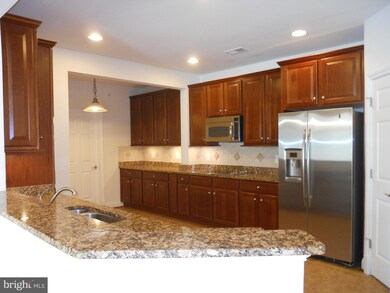 2900 Stone Cliff Dr unit 301, Baltimore, MD 21209 - photo 2