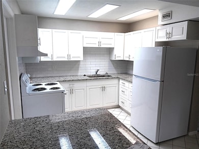 3756 Amherst Way unit 1, Sarasota, FL 34232 - photo 4