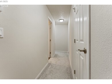 Corbanc Condiminums unit 202, Portland, OR 97239 - photo 2