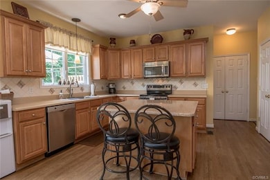 Kitchen granite island