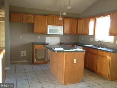 327 Universe Dr, Martinsburg, WV 25404 - photo 2