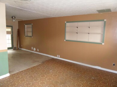 6622 Burpee Dr S, Jacksonville, FL 32210 - photo 4