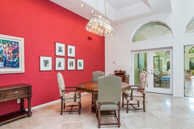 Formal Dining