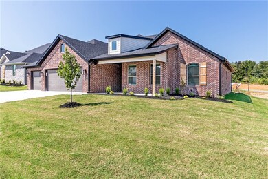 459 Casella St, Tontitown, AR 72762 - photo 2