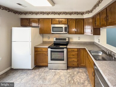 522B Willow Turn unit B, Mount Laurel, NJ 08054 - photo 2