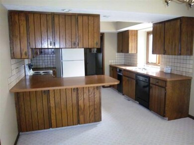 4002 Sugarberry Rd, North Platte, NE 69101 - photo 5