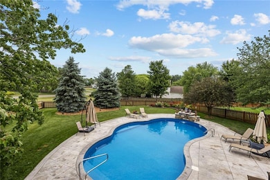 224 SW Seagull St, Lees Summit, MO 64082 - photo 2