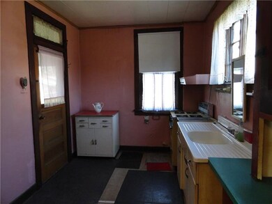 Put, the IKEA kitchen, here.