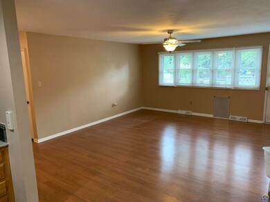 6608 SW Fairdale Dr, Topeka, KS 66619 - photo 5