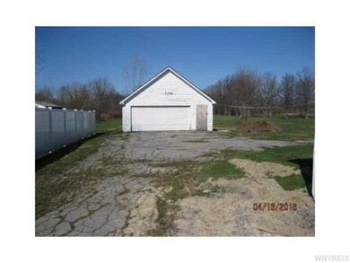 7174 Ward Rd, North Tonawanda, NY 14120 - photo 4