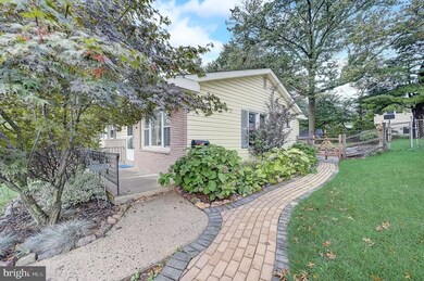 507 Spring St, Pottstown, PA 19464 - photo 4