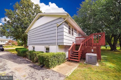 45291 Elmbrook Dr, California, MD 20619 - photo 2