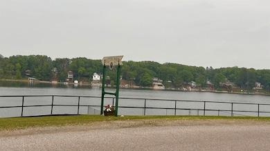 185 N Lake St, Harrison, MI 48625 - photo 4