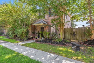 1500 Lacadie Dr unit G, Lake Charles, LA 70605 - photo 2