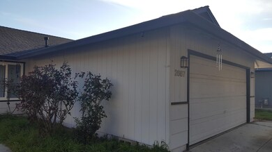 Attached 2 car garage