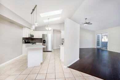 1722 Chesapeake Ln unit 2, Schaumburg, IL 60193 - photo 7