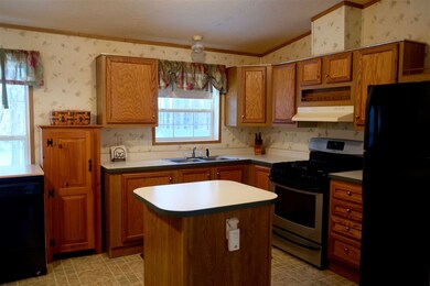 7 Garden Dr, Allenstown, NH 03275 - photo 4