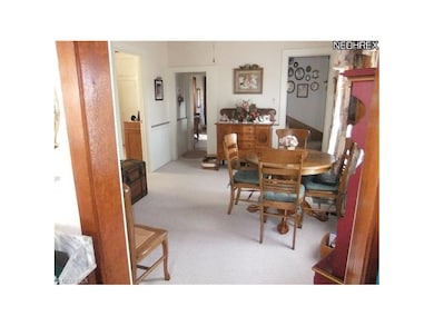 Dining room.