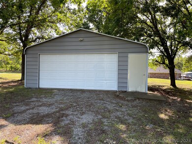 2 Car Detached Garage