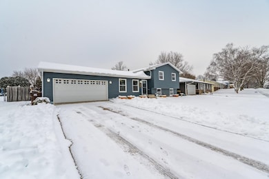 5368 Pebble Creek Trail, Loves Park, IL 61111 - photo 6