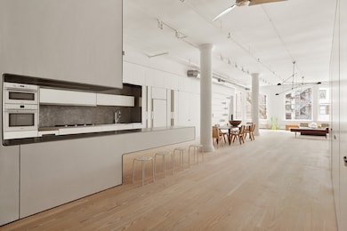 7 E 17th St unit 3S, New York, NY 10003 - photo 4