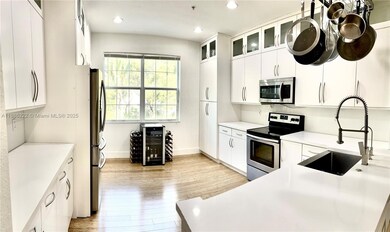 2549 SW 118th Way unit 302, Miramar, FL 33025 - photo 2