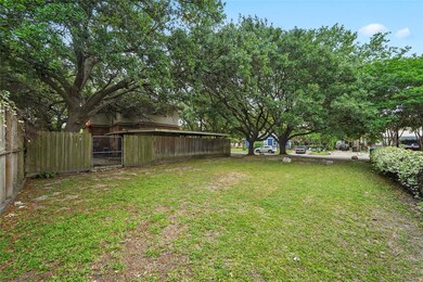 320 E 18th St, Houston, TX 77008 - photo 6