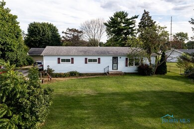 23270 W Edgefield Rd, Genoa, OH 43430 - photo 2